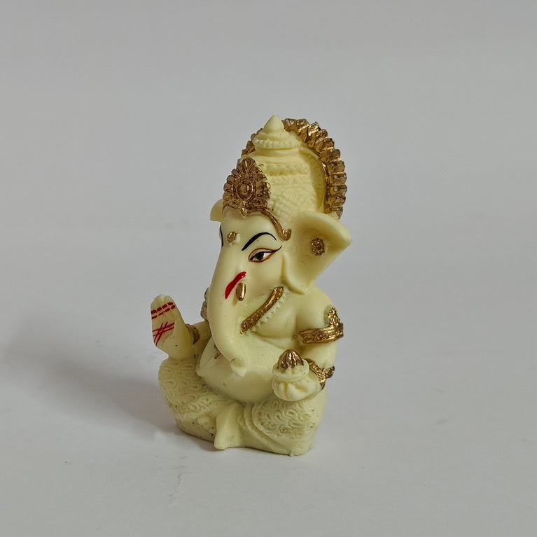 Lord Ganesha | Car Dashboard Ganesha Idol (5 color) | 5 x 3 x 9 cms (L x B x H) | Table Decor | Ganesha Idol for car | Car Decor Figurine