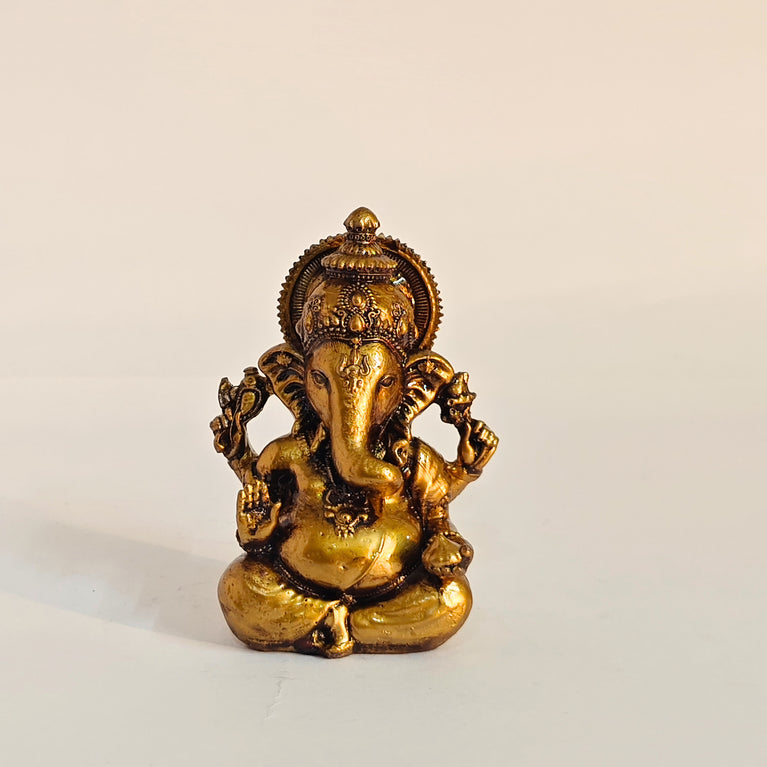 Lord Ganesha | Car Dashboard Ganesha Idol (5 color) | 5 x 3 x 9 cms (L x B x H) | Table Decor | Ganesha Idol for car | Car Decor Figurine