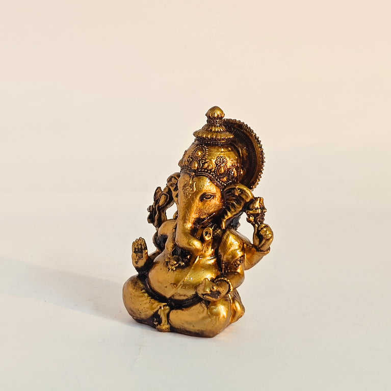 Lord Ganesha | Car Dashboard Ganesha Idol (5 color) | 5 x 3 x 9 cms (L x B x H) | Table Decor | Ganesha Idol for car | Car Decor Figurine