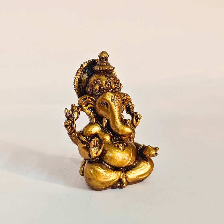 Lord Ganesha | Car Dashboard Ganesha Idol (5 color) | 5 x 3 x 9 cms (L x B x H) | Table Decor | Ganesha Idol for car | Car Decor Figurine