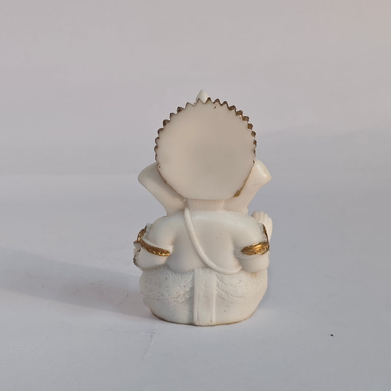 Lord Ganesha | Car Dashboard Ganesha Idol (5 color) | 5 x 3 x 9 cms (L x B x H) | Table Decor | Ganesha Idol for car | Car Decor Figurine